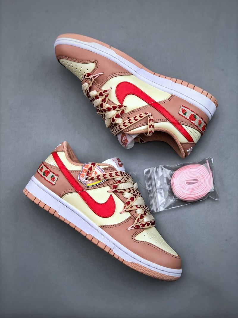 Nike Dunk Shoes